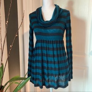 Forever 21 striped tunic sweater